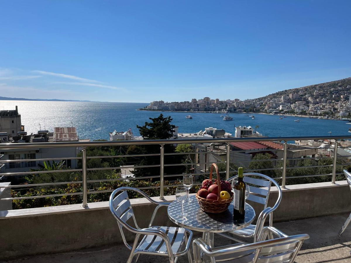 Villa Xhevdet Sarandë エクステリア 写真