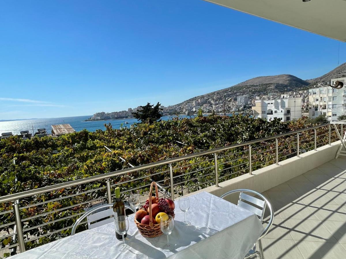 Villa Xhevdet Sarandë エクステリア 写真