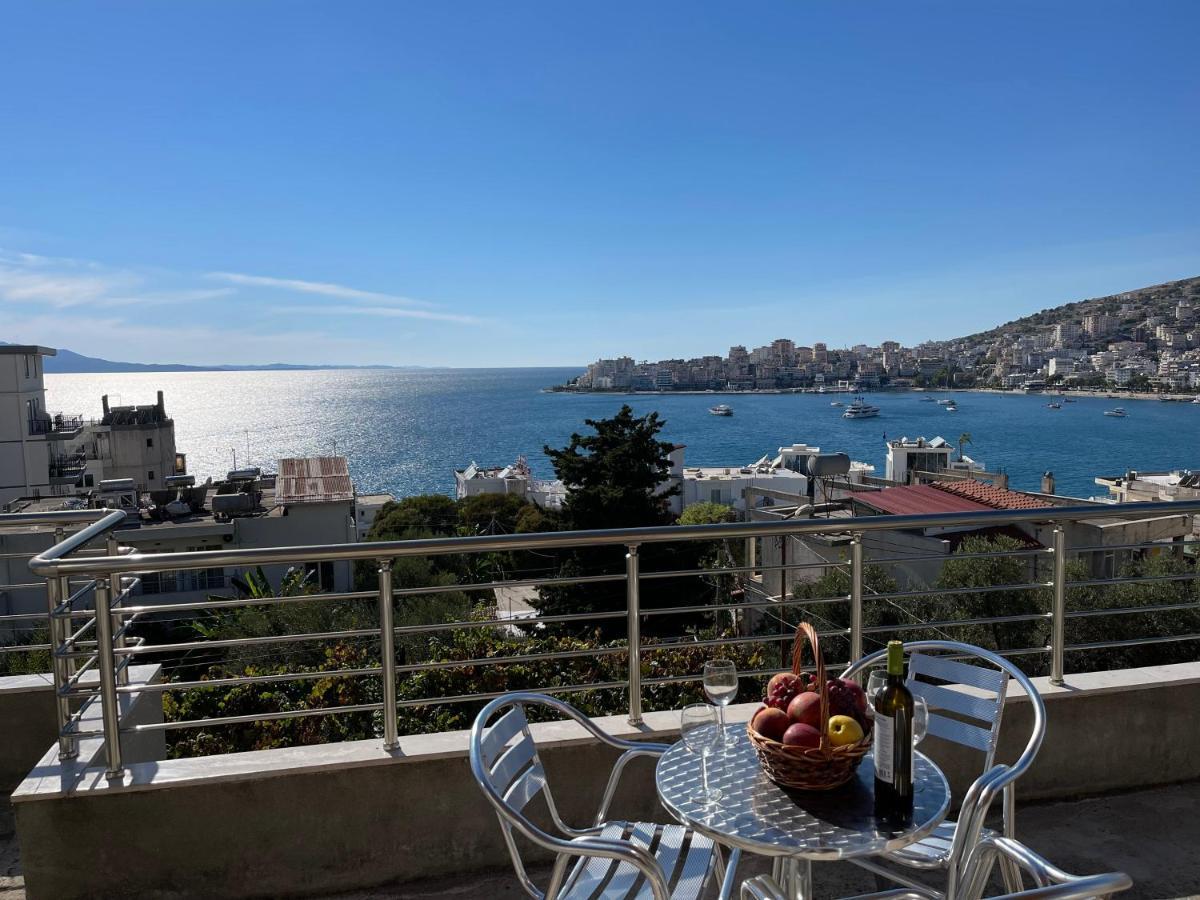 Villa Xhevdet Sarandë エクステリア 写真