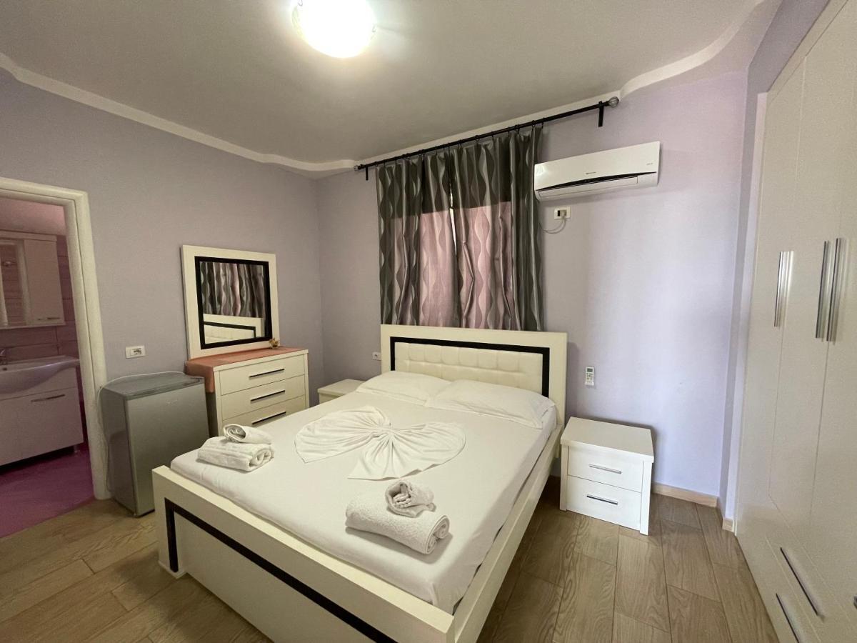 Villa Xhevdet Sarandë エクステリア 写真